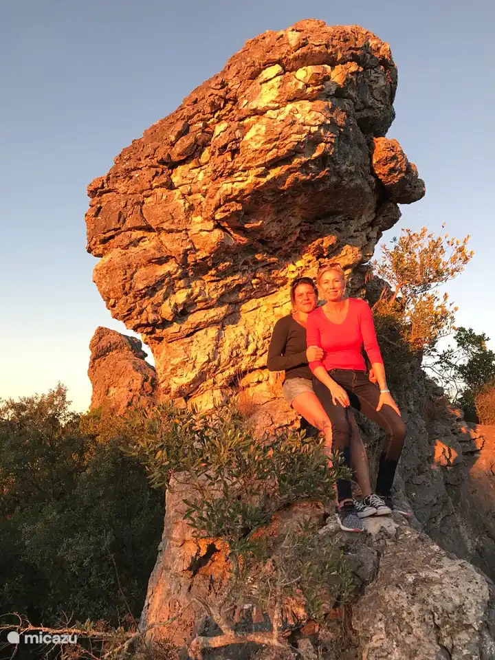 caminando y hermosas vistas en la zona
