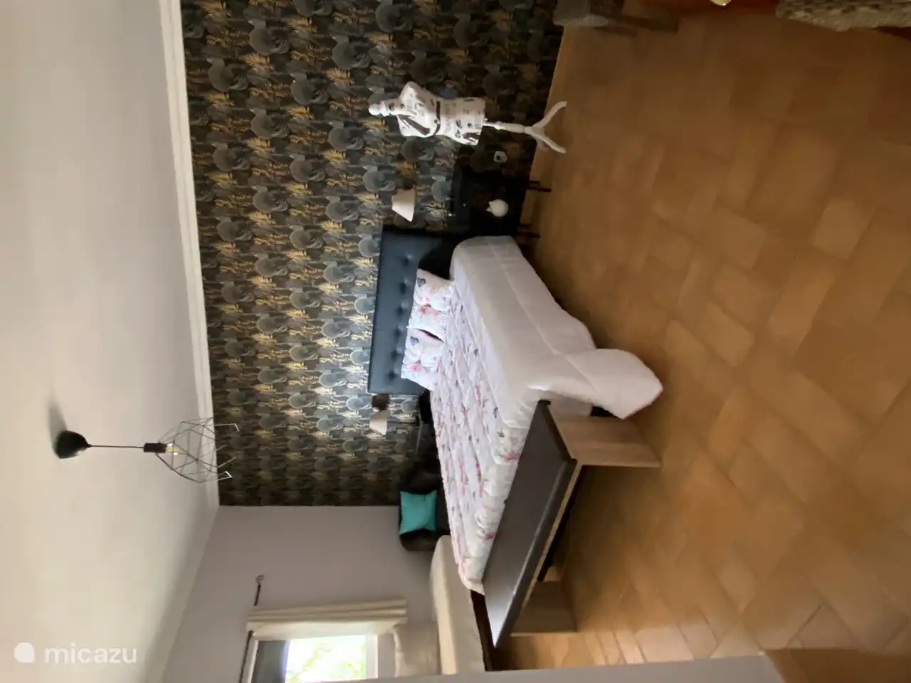 dormitorio muy espacioso, cama supletoria posible