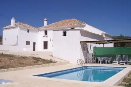Vakantiehuis Spanje, Andalusië, Montefrio boerderij Cortijo Rosal Bajo