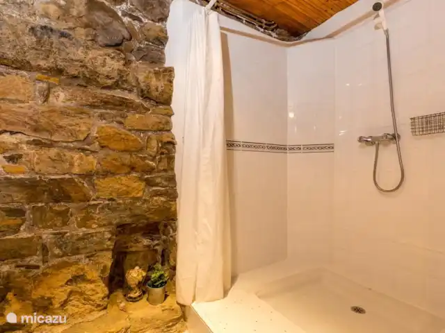 Casa Mauri - Ferme | Espagne, Catalogne, Tremp - appartement Salle de bain 1.