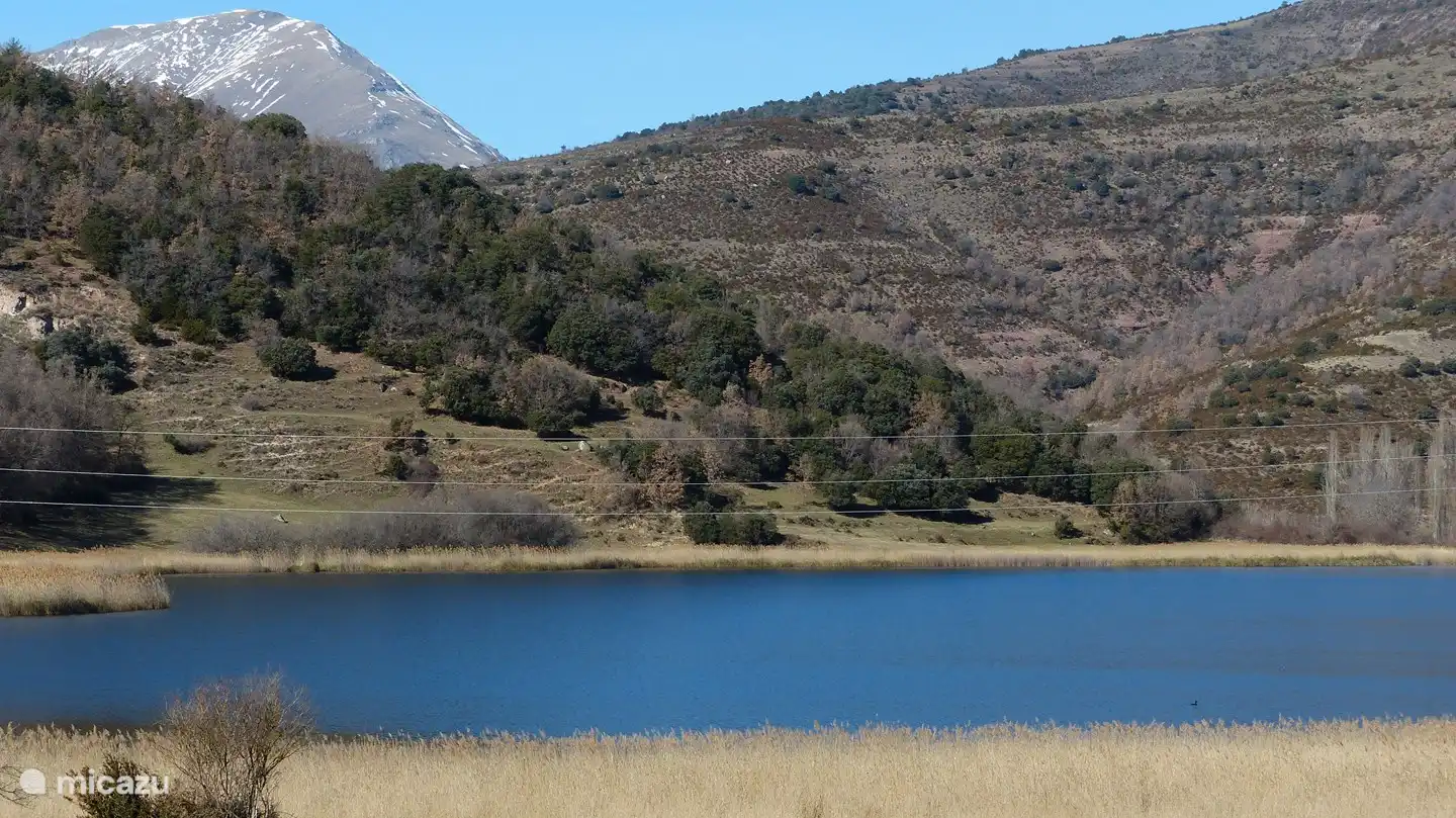 Der See von Montcortes, gespeist vom Grundwasser.