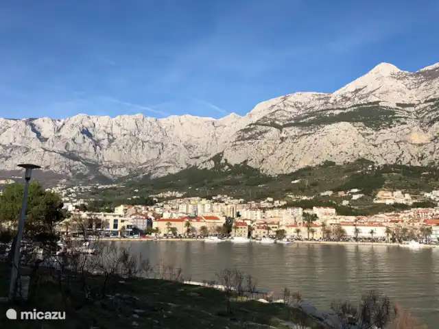 appartement huren in Kroatië, Dalmatië, Makarska – Apartment Maral Makarska Dalmatie Makarska, aan de rand van het Biokova gebergte