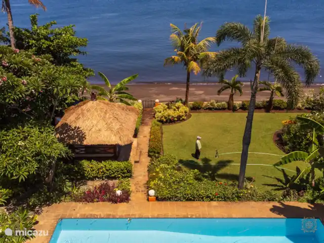 Villa Bidadari 3 chambres + bk piscine plage | Indonésie, Bali, Lovina - villa Profitez d'une baignade dans la mer.