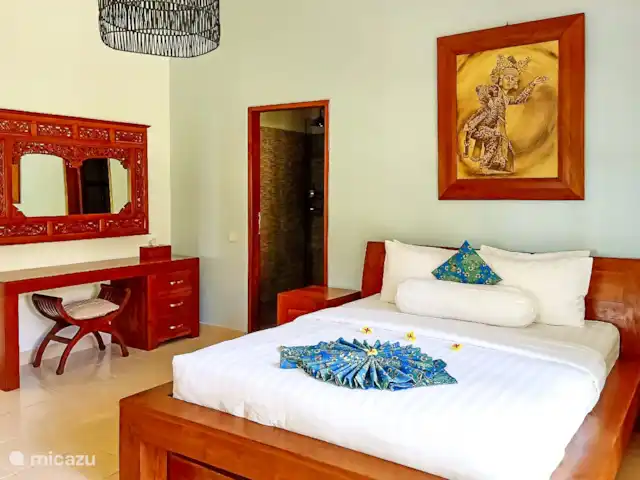 Villa Bidadari 3 chambres + bk piscine plage | Indonésie, Bali, Lovina - villa Chaque chambre avec salle de bain.