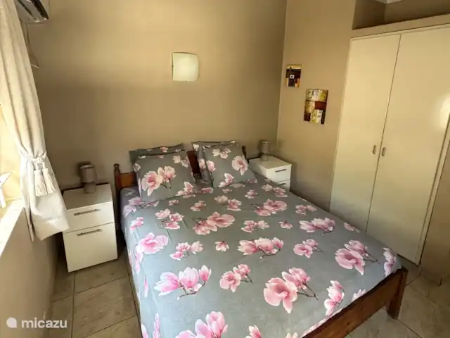 Kas Bonita | Bonaire, Bonaire, Kralendijk - bungalow Chambre avec ventilateur et climatisation