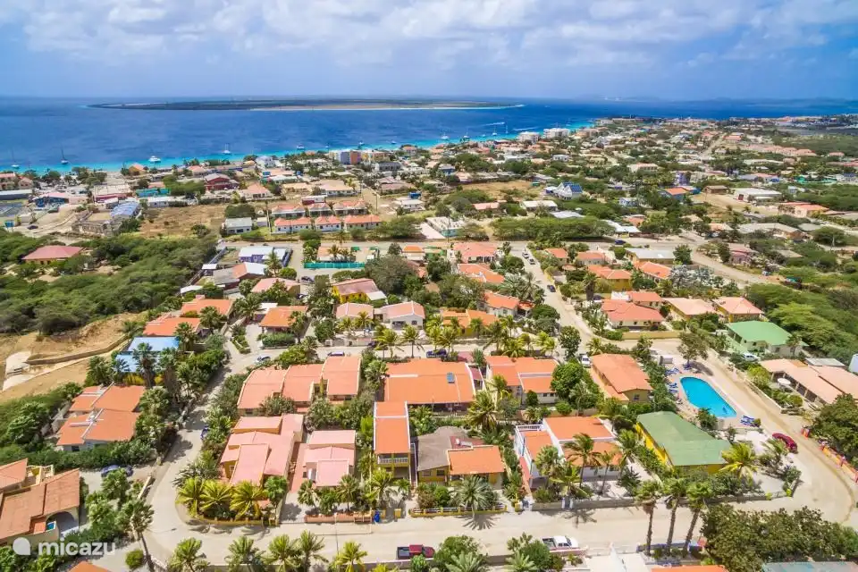 Op loop afstand van de zee en centrum van Kralendijk 