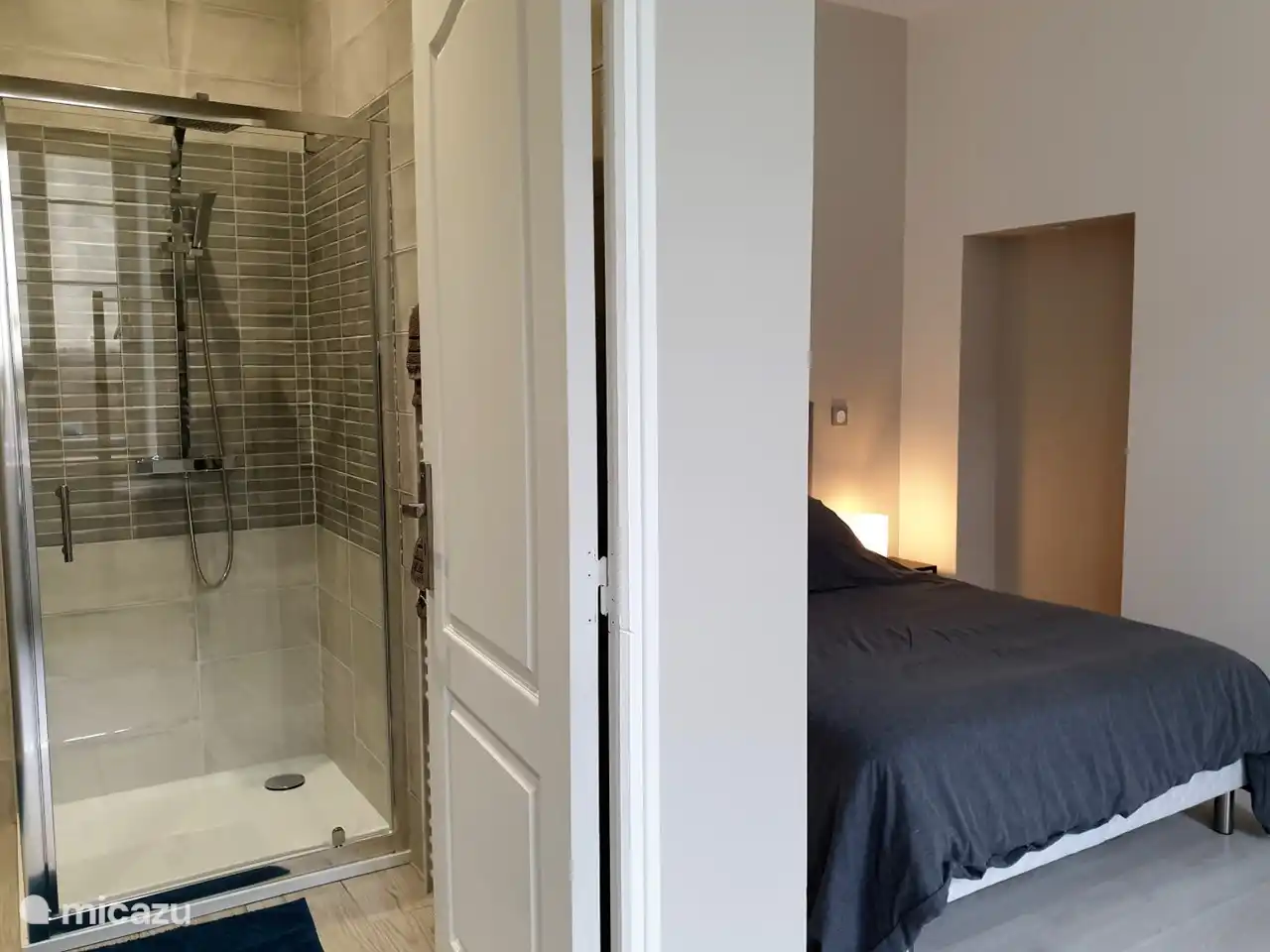 Schlafzimmer mit eigenem Bad