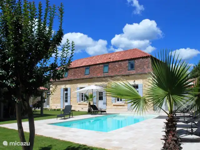 Cessilva | France, Dordogne, Sarlat-la-Canéda - maison de vacances Palmiers dans le jardin