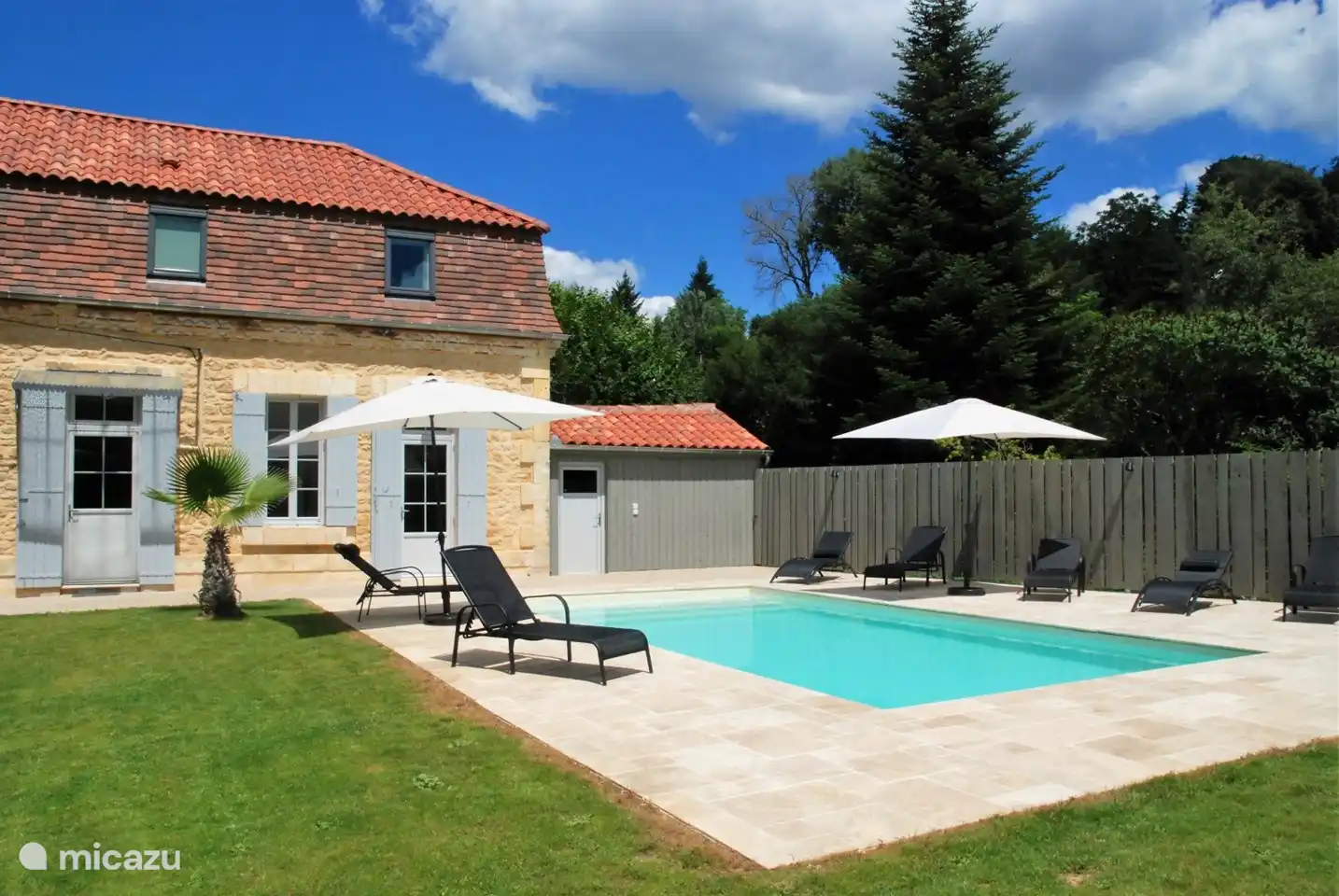 Ein weitläufiger Garten