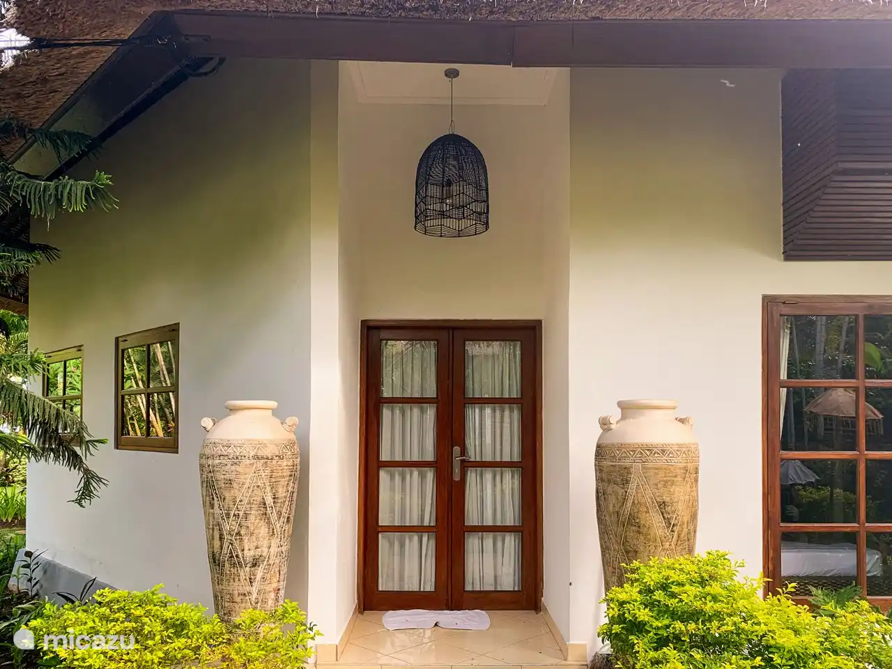 Eingang zur Villa Cahaya