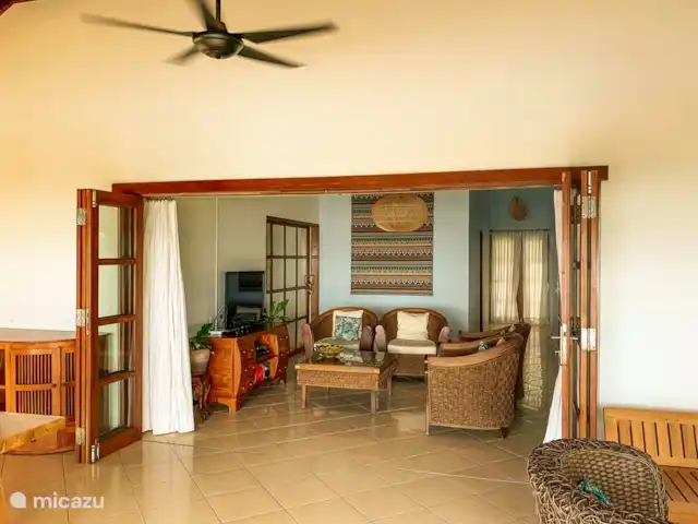 Villa Cahaya 2 chambres + bk piscine plage | Indonésie, Bali, Lovina - villa Coin salon dans le séjour.