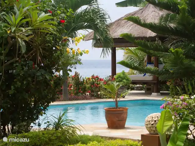 Villa Cahaya 2 chambres + bk piscine plage | Indonésie, Bali, Lovina - villa Vue sur la mer et la piscine.