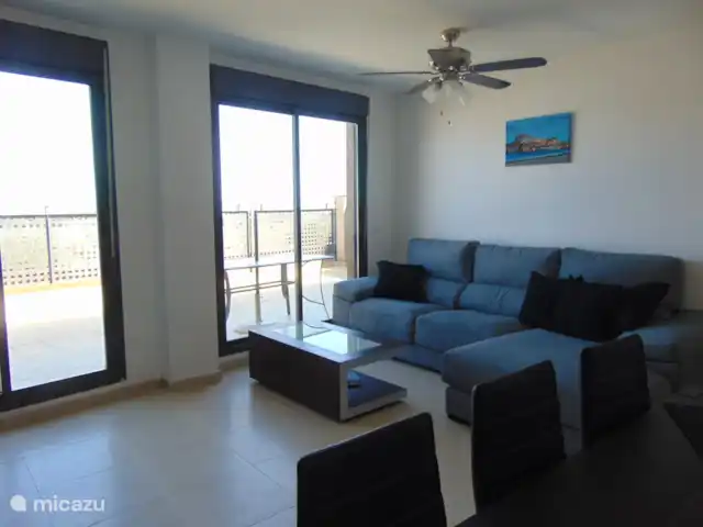 Penthouse Costa del Azahar | Espagne, Costa del Azahar, San Rafael del Río - penthouse Séjour avec 2 portes coulissantes donnant sur la terrasse