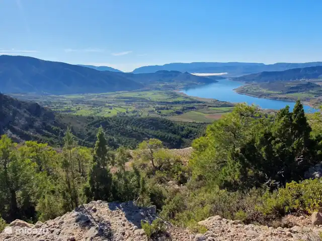 apartamento en España, Cataluña, Tremp – Casa Mauri - El Ático El embalse de San Antoni desde el pueblo de Claverol.