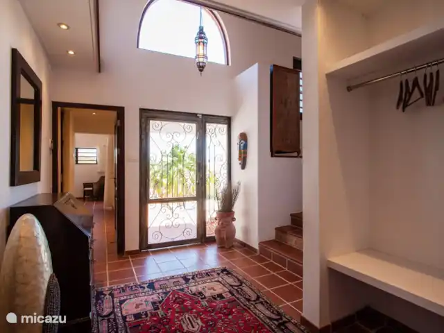 Les Palmiers | Curaçao, Banda Ariba (est), Jan Sofat - villa Hall d'entrée central