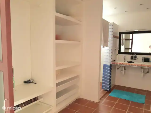 Les Palmiers | Curaçao, Banda Ariba (est), Jan Sofat - villa Salle de bain attenante des maîtres au rez-de-chaussée