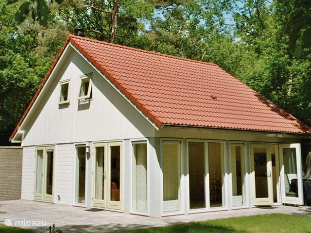 Vakantiehuis Nederland, Friesland, Rijs - bungalow Leeuwerik