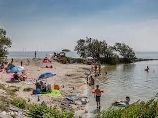 Leeuwerik huren in Nederland, Friesland, Oudemirdum - bungalow Tijdens u verblijf krijgt u een abonnement op het recreatieterrein    Hege Gerzen