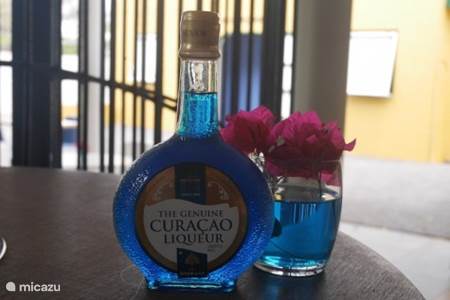 Blue Curacao proeven bij de proeverij