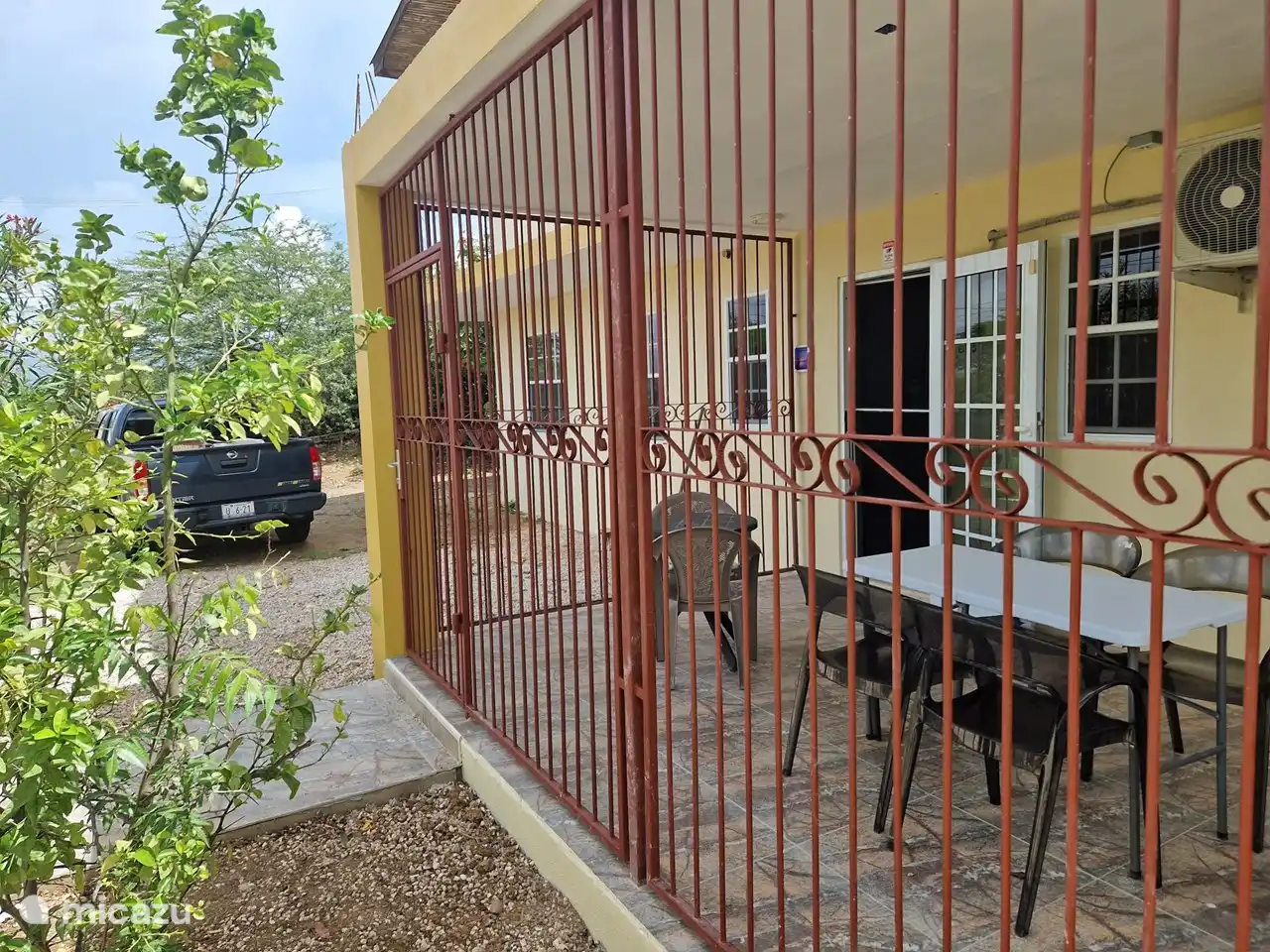 Terrasse mit Umzäunung