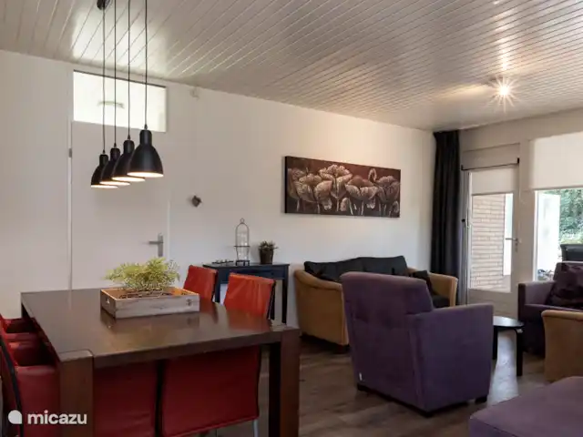 De Bosrand 55 huren in Nederland, Overijssel, Denekamp - vakantiehuis Eethoek en zitgedeelte