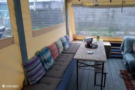 Vakantiehuis Nederland, Utrecht, Stichtse vecht - camper / jacht / woonboot Houseboat/drijvend eiland Vakantiehuis Nederland, Utrecht, Stichtse vecht - camper / jacht / woonboot Houseboat/drijvend eiland