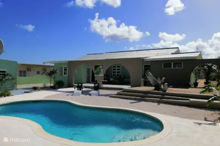 Vakantiehuis Curaçao, Banda Ariba (oost), Mambo Beach - bungalow Casa Uva Verde Vakantiehuis Curaçao, Banda Ariba (oost), Mambo Beach - bungalow Casa Uva Verde