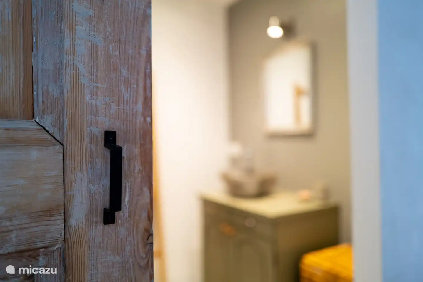 Schiebetür des Badezimmers