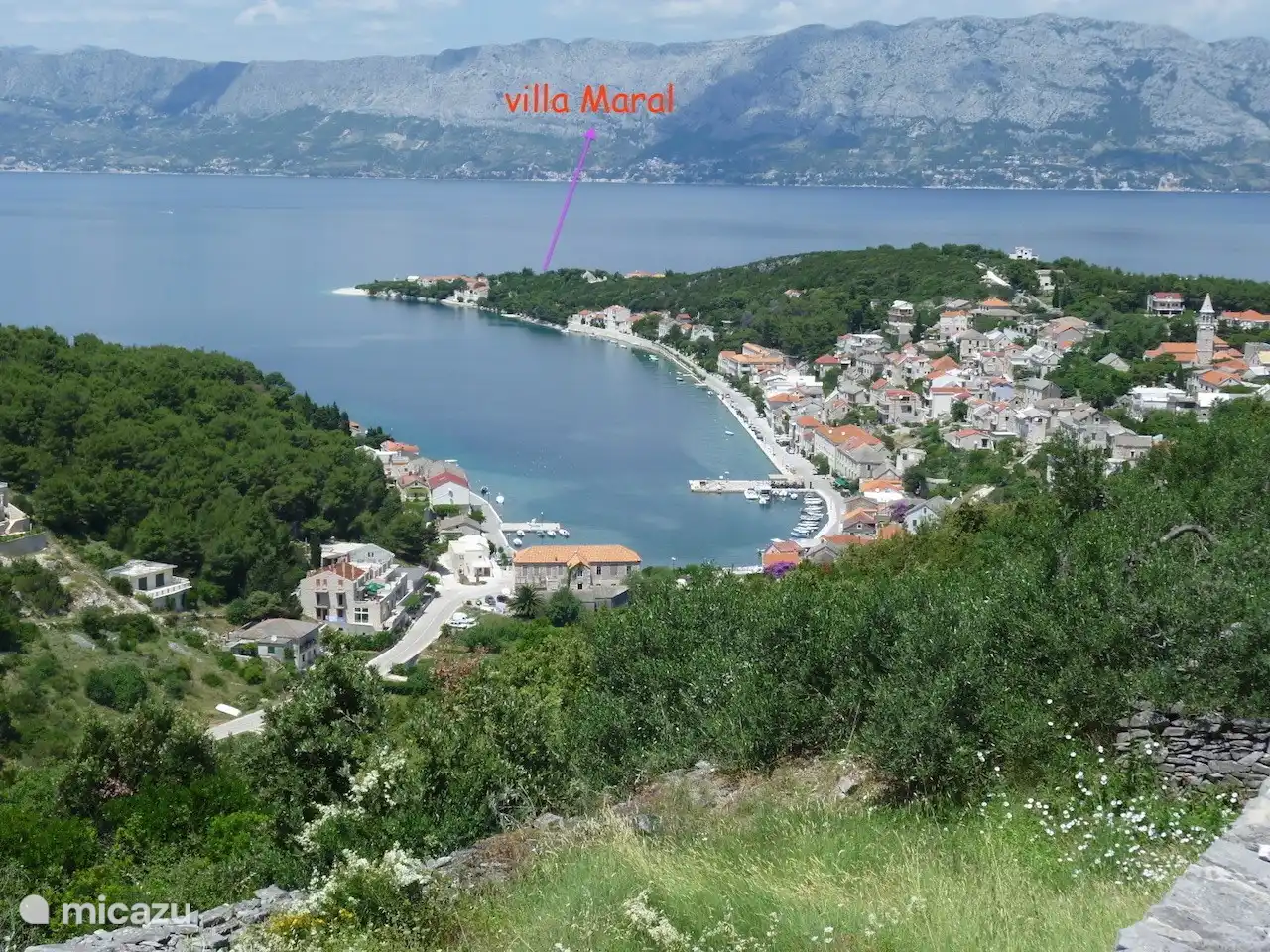 Povlja, mit der Punta Villa Maral