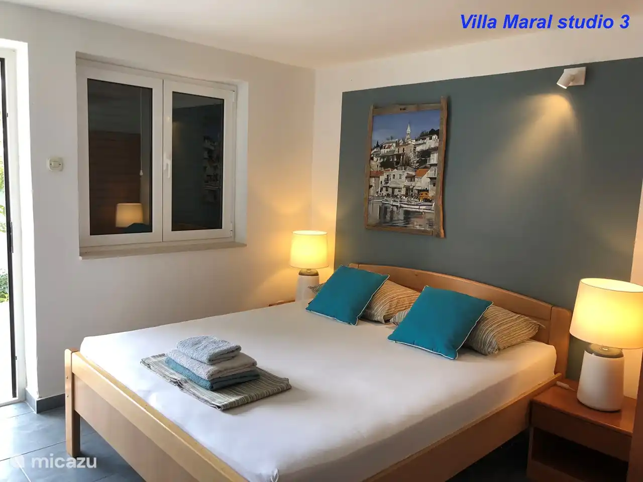 Studio S3, mit 2 sympathischen Qualitätsbeeren.