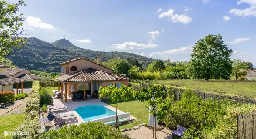 Vacation Rentals in France? - Holiday homes France | Micazu