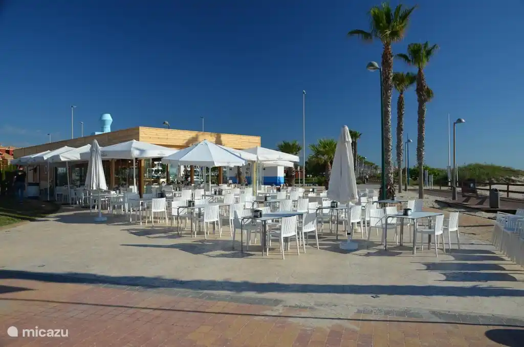 Restaurant Chiringuito à distance de marche le long de la côte