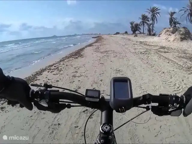 Casa lisa  | Espagne, Costa Blanca, Pilar de la Horadada - appartement Faire du vélo dans de belles réserves naturelles le long des dunes et des lacs salés et bien sûr le magnifique littoral