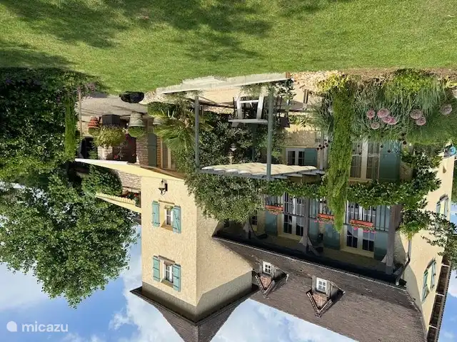 Le Petit Chateau in Frankreich, Lot, Bétaille - Gîte / Hütte