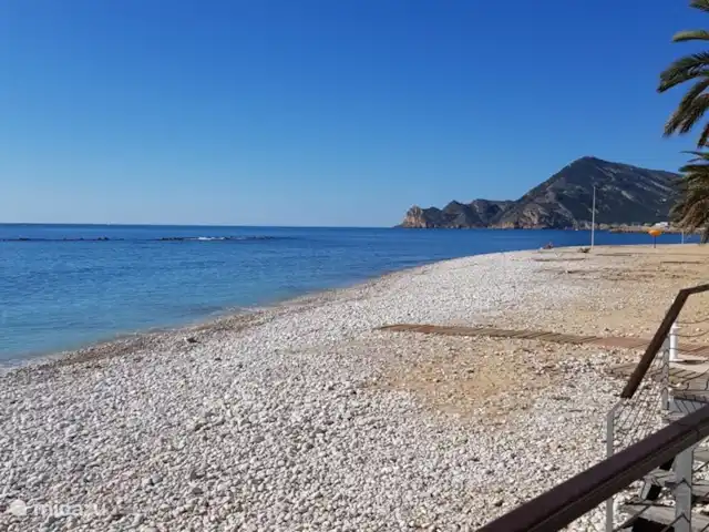 Location de Vacances Espagne, Costa Blanca, Albir, appartement - Ville d'Elda 33 3b Playa del Albir avec la Sierra Helada en arrière-plan