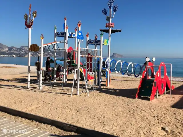Location de Vacances Espagne, Costa Blanca, Albir, appartement - Ville d'Elda 33 3b Équipements de jeux pour enfants à Playa del Albir