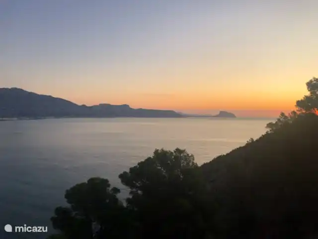Location de Vacances Espagne, Costa Blanca, Albir, appartement - Ville d'Elda 33 3b Lever de soleil sur Calpe