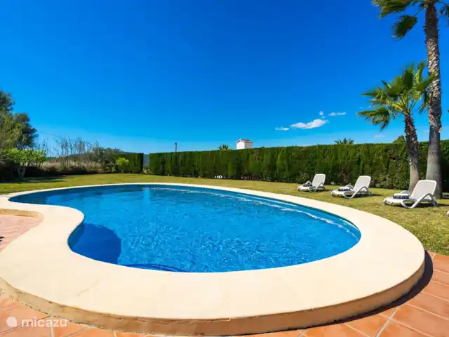 Casa Danesa | Espagne, Costa Blanca, Jávea - villa Pour compléter le bonheur, à côté de la piscine, il y a une terrasse couverte avec un grand barbecue à gaz qui garantit de nombreuses soirées de plaisir.