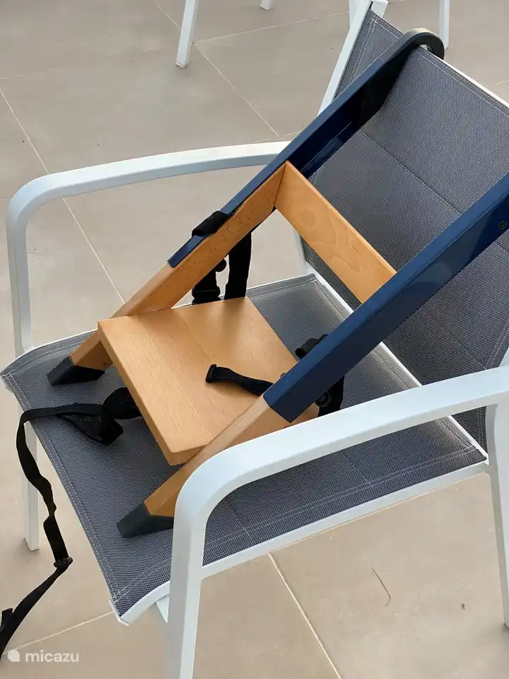 Rehausseur chaise haute