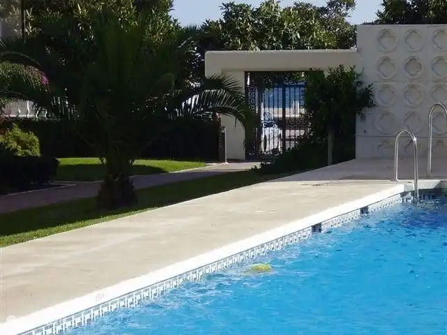 Appartement Ronda1, Los Boliches | Espagne, Costa del Sol, Fuengirola - appartement La piscine dans le jardin est ouverte toute l'année, pendant les mois d'été il y a un sauveteur.