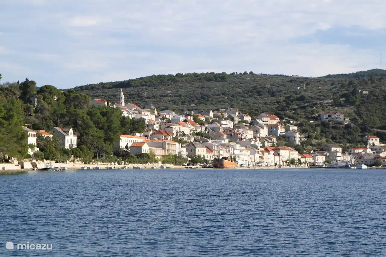 The village of Povlja, Villa Maral is 10 minutes walk from the village.