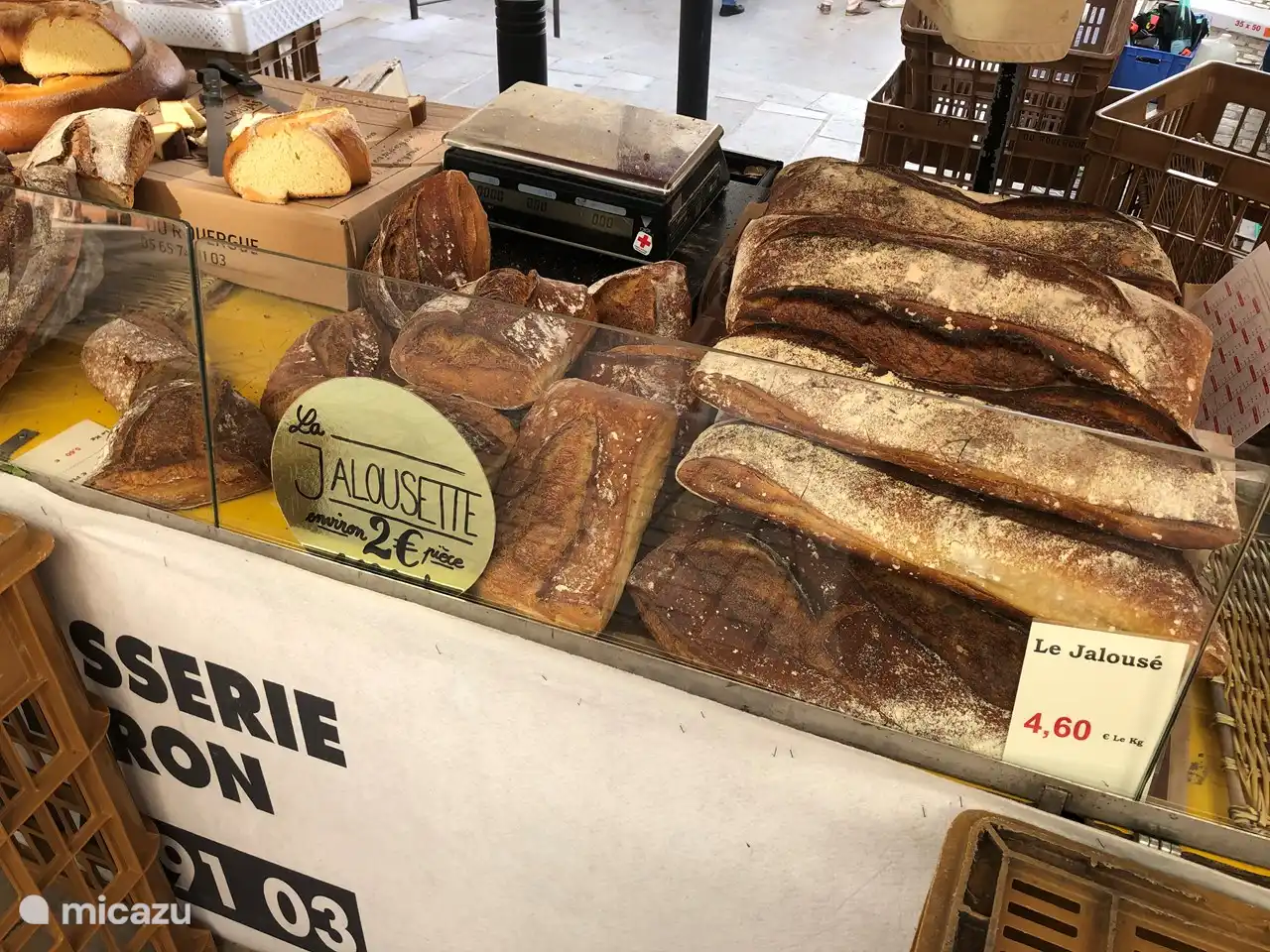 Französisches Brot, unwiderstehlich köstlich.