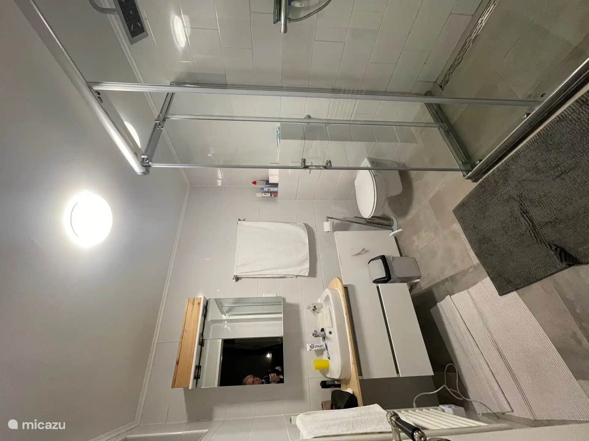 Baño 2 en planta dormitorio