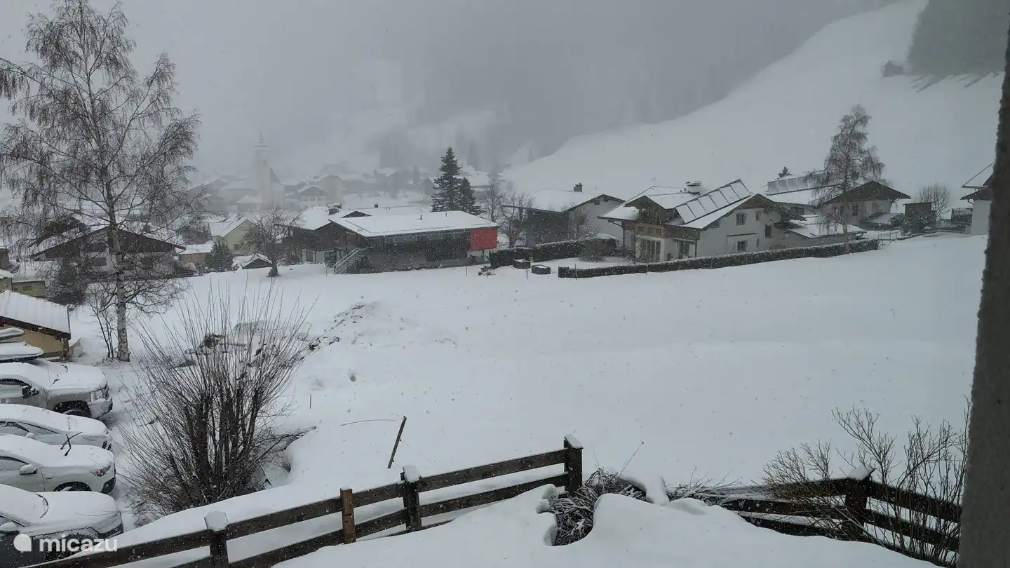 vista de invierno desde la sala de estar