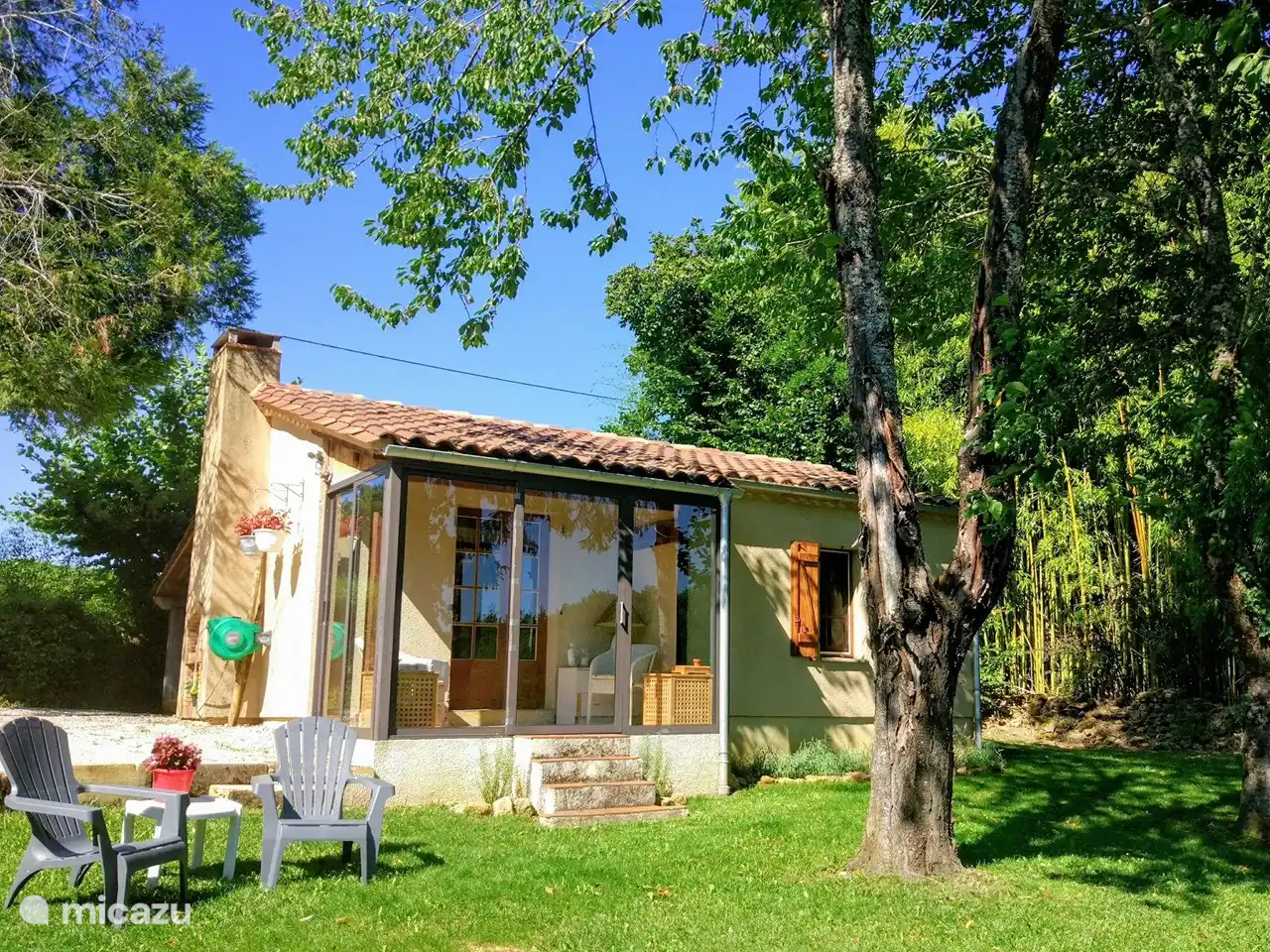 Petite Lortal in Frankreich, Dordogne, Doissat - Ferienhaus