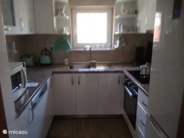 Location de Vacances Bosnie-Herzégovine, Herzégovine, Stolac, villa - Villa Brabançonne cuisine