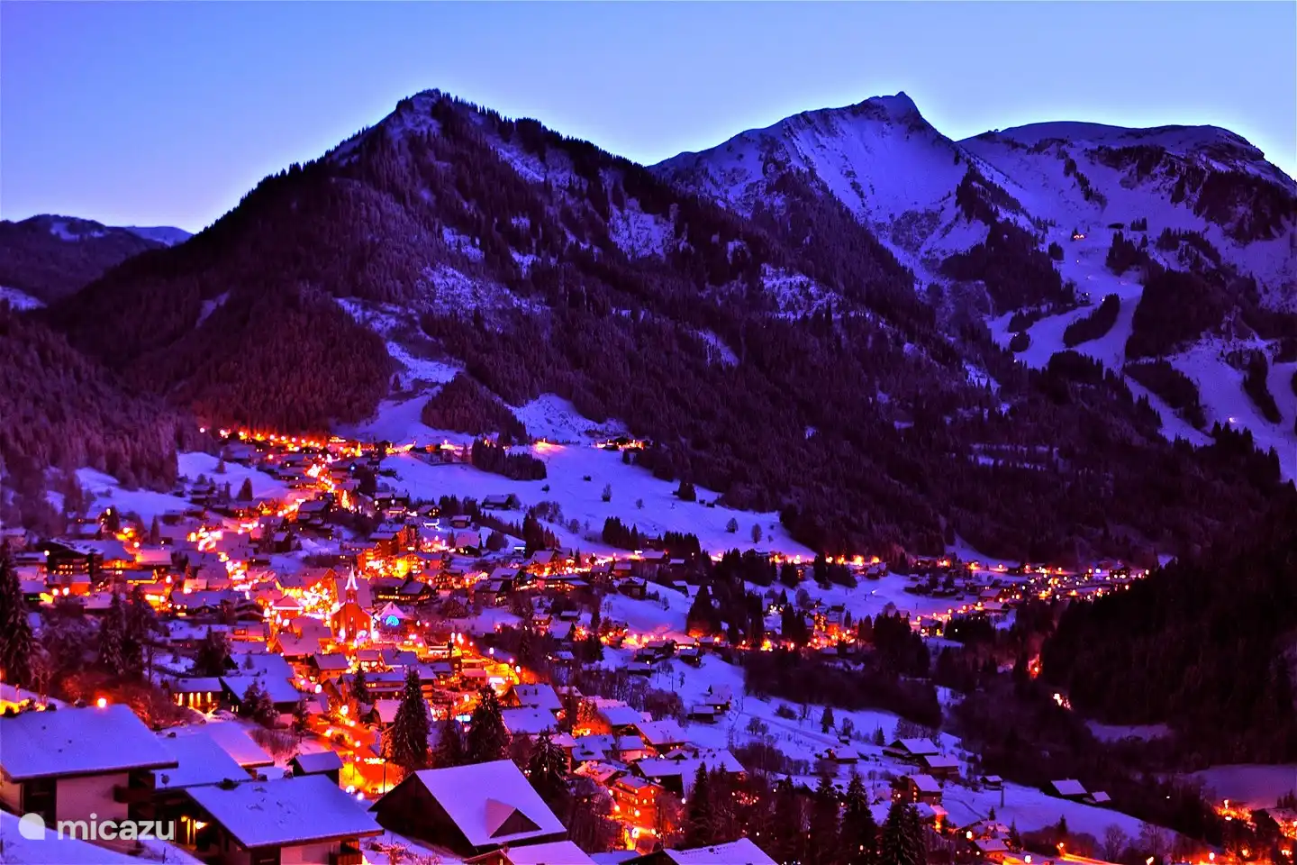 Winterabend in Châtel