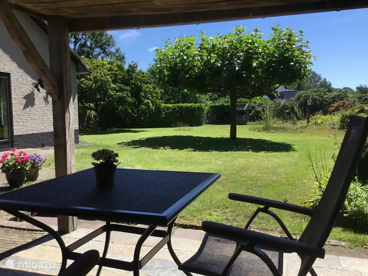 Eine private Terrasse mit viel Privatsphäre