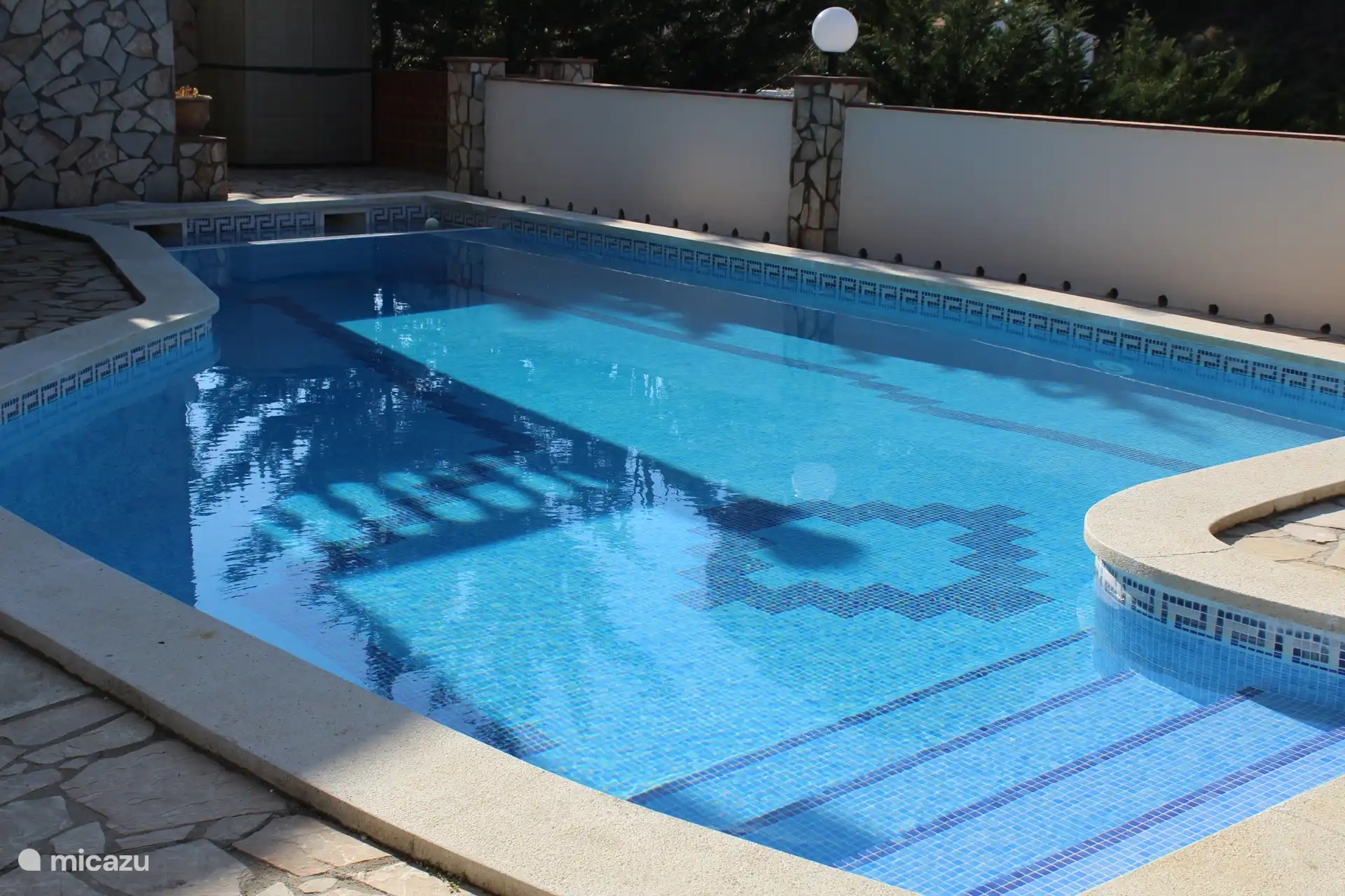 Privater Swimmingpool 