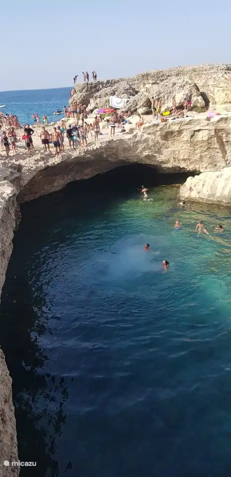 Grotta della Poesia in Roca Vecchia
